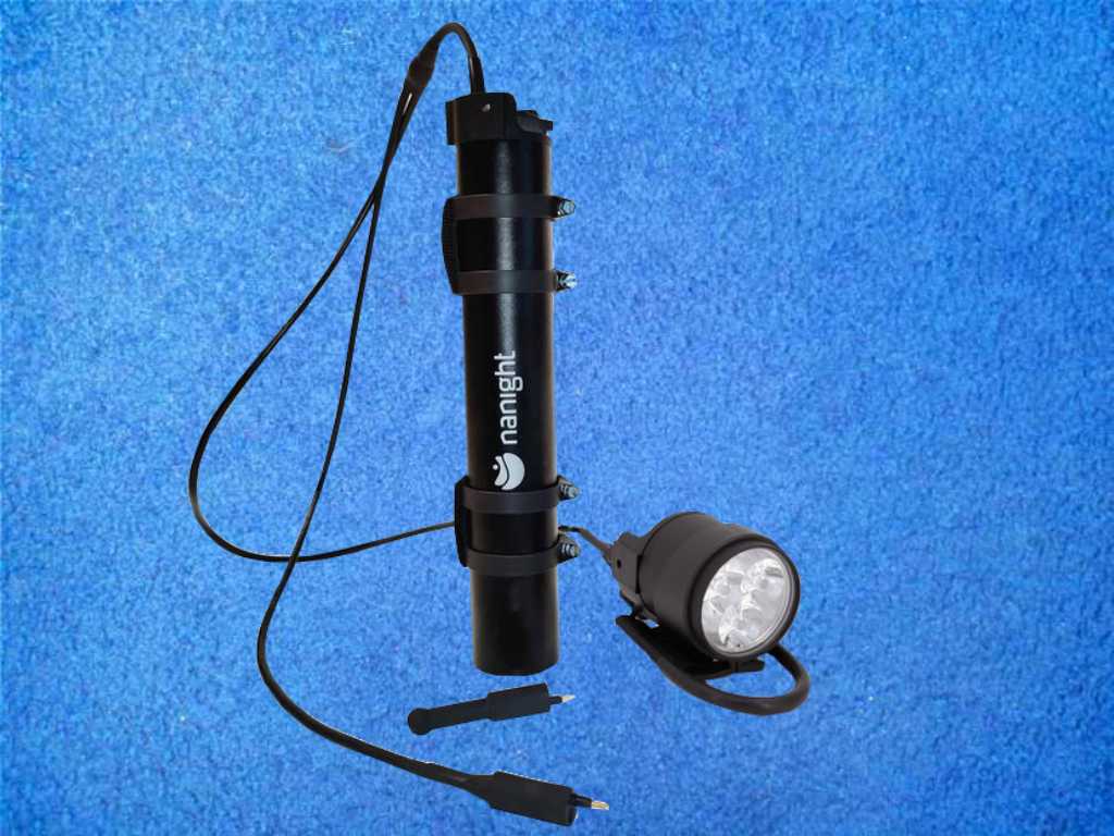 Nanight Tauchlampe mit Tech2-Kopf und G2 Dual-Akku